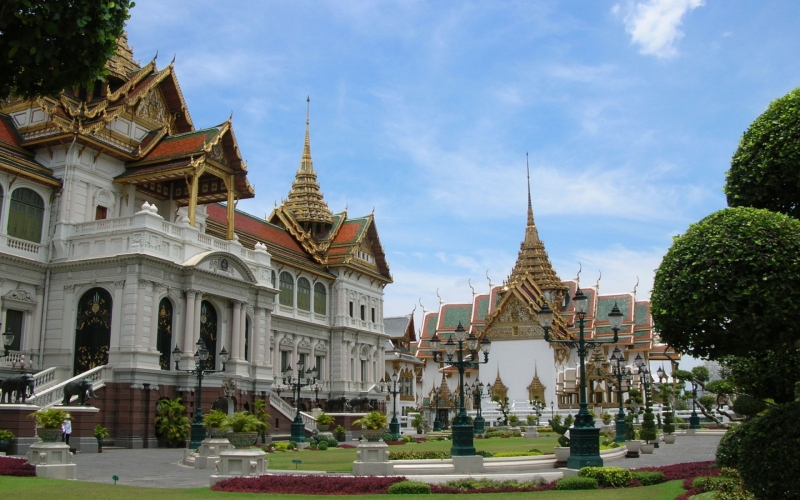 Sofitel SO Bankok is Local to Centralworld Shopping Mall