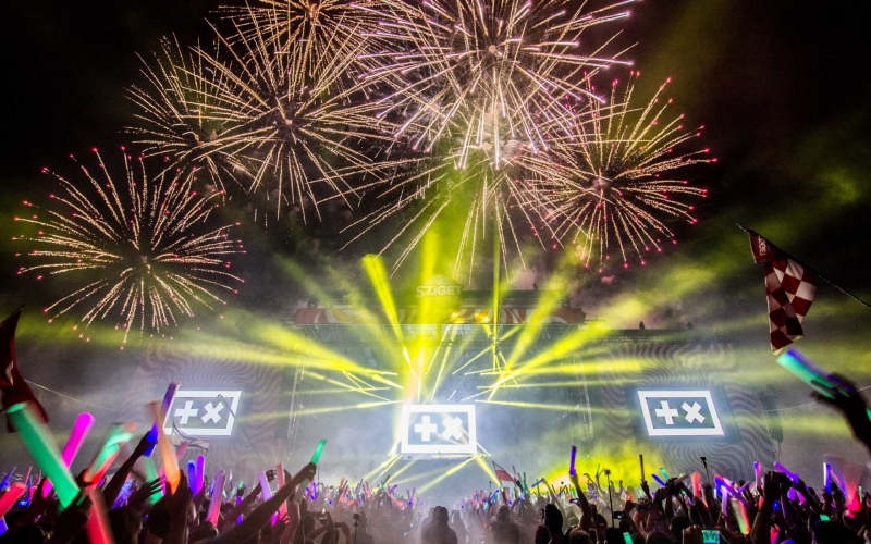 World Famous DJ Martin Garrix Closing the Sziget Festival